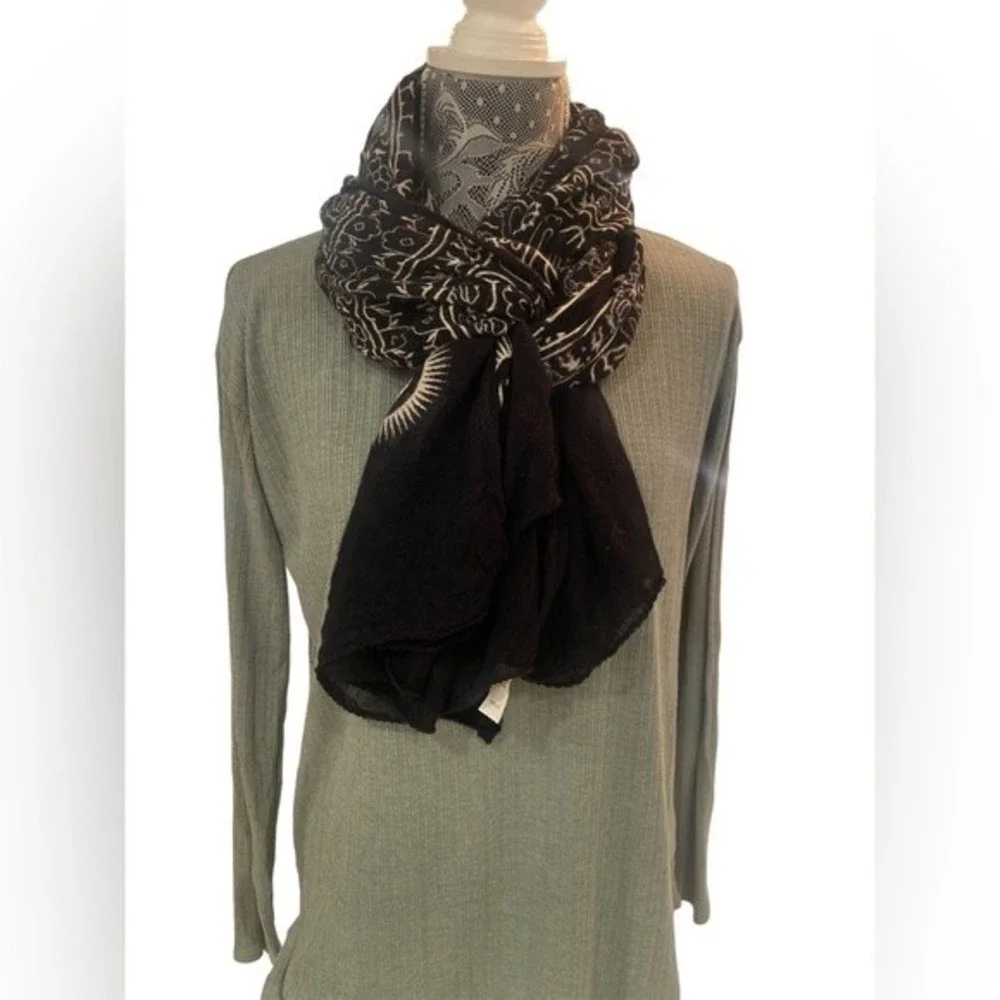Boho Scarf 100% Rayon Black and White